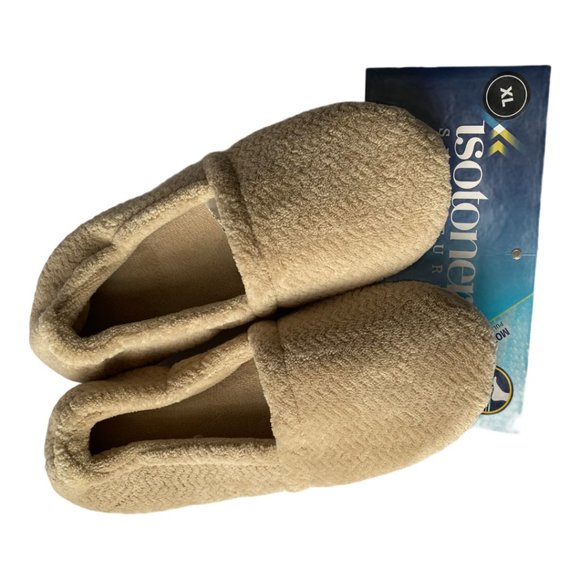 Isotoner Signature Chevron Closed Back Slippers - Picture 1 of 4